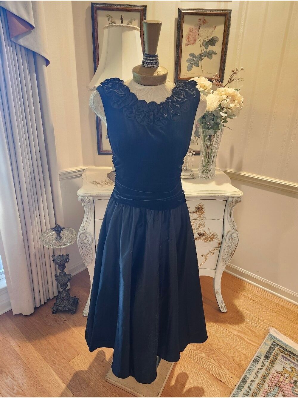 Noir Jessica Howard Romantic Black Velvet Dreams Dress 6
